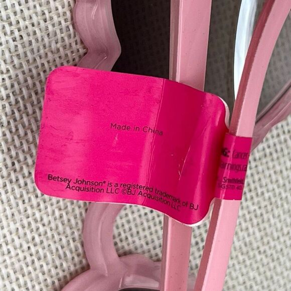 Betsey Johnson, Women\'s Queen of Hearts Sunglasses, Crystal Pink Frames & Case main image 13